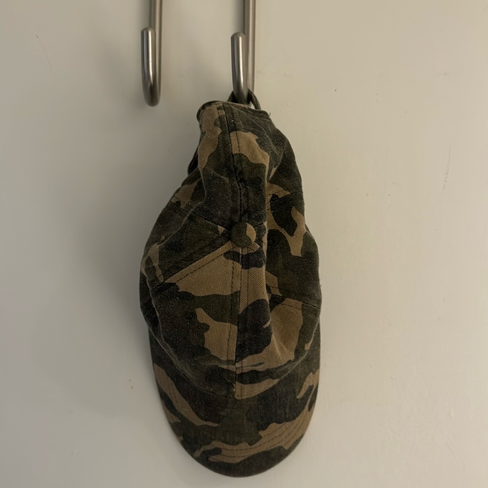 camouflage baseball cap
